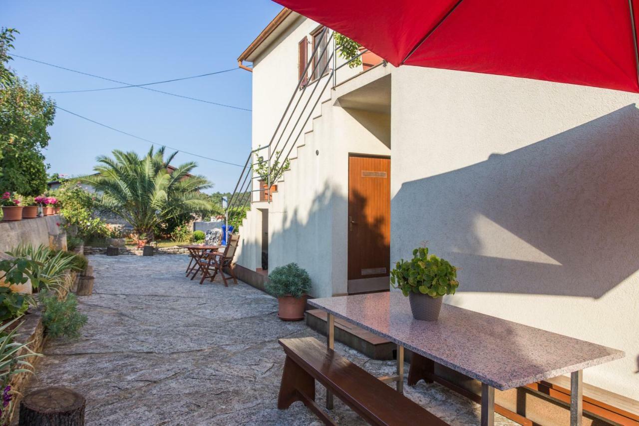 Apartment Softic Pula Exterior photo